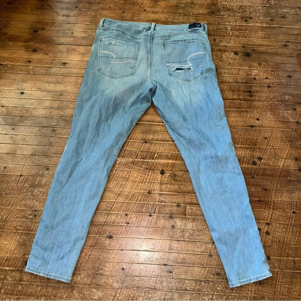 American Eagle Outfitters Ripped Blue Jeans